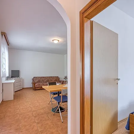Marinka Porec Gasthof 3*